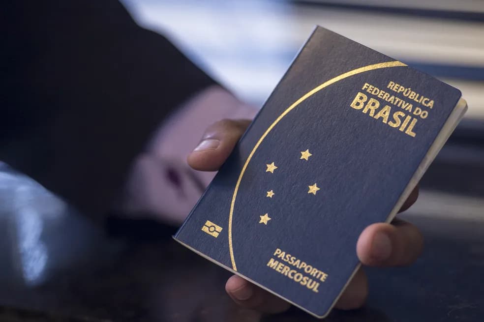 TÁ FEIO: Falta de verba no Itamaraty afeta emissão de passaportes, diz sindicato