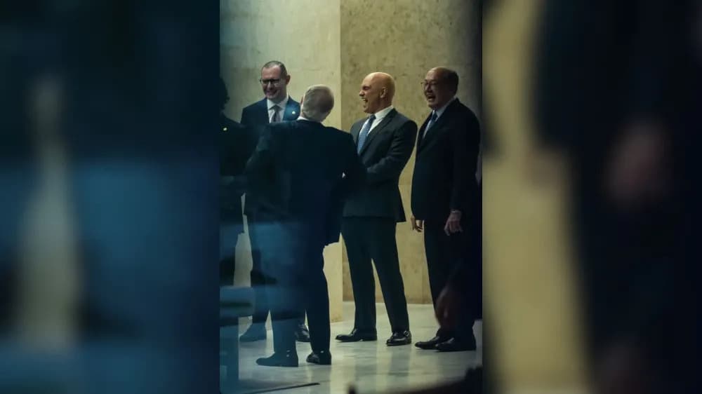 STF endurece restrição a fotos de ministros após repercussão de imagem de Moraes sorrindo
