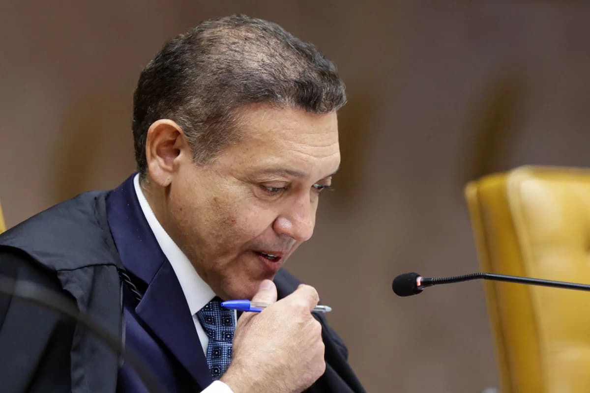 CRISE NO STF: TSE vota para barrar fake news sobre Nossa Senhora e Flávio Bolsonaro
