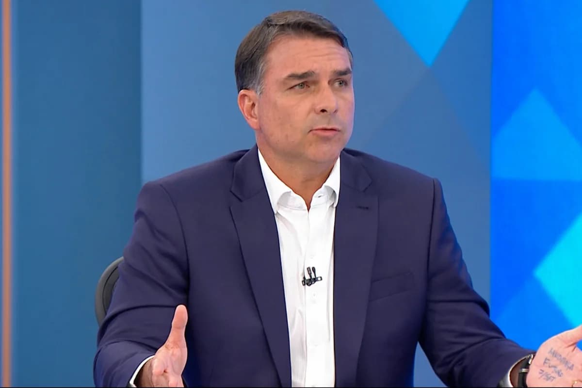 Campanha de Flávio quer levar vídeo de Moraes em jatinho ao horário eleitoral para atingir Lula