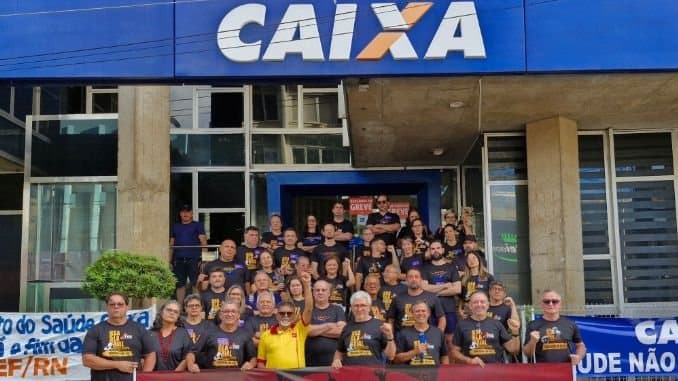 GREVE DA CAIXA: Bancários fazem protesto nesta terça em Natal durante julgamento da legalidade da paralisação
