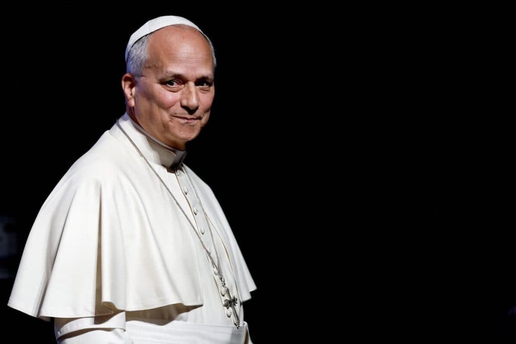 Papa Leão 14 é internado em Roma para cirurgia de retirada de nódulo no pulmão
