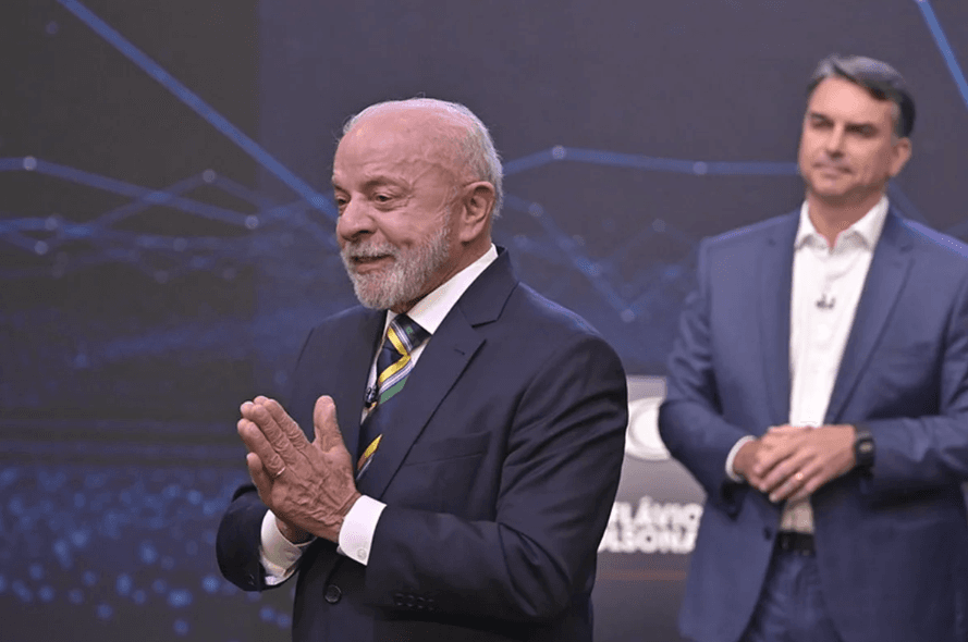 “SEM DEBOCHE”: Após confusão na Band, Globo proíbe Lula e Flávio de circularem enquanto adversário estiver falando