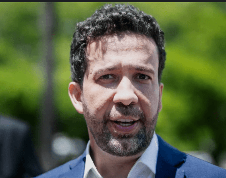 Janones acusa Nunes Marques de censura e pede anulação de decisões sobre “Exército do Lula”