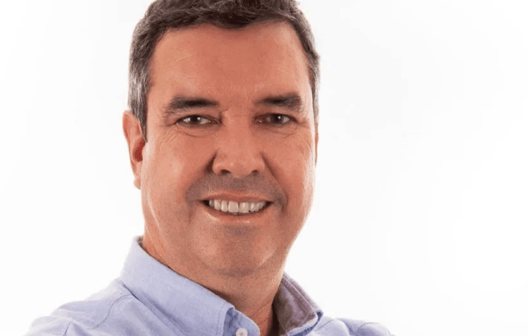 ELEIÇÕES 2026: Eduardo Riedel (PP) é reeleito governador de Mato Grosso do Sul