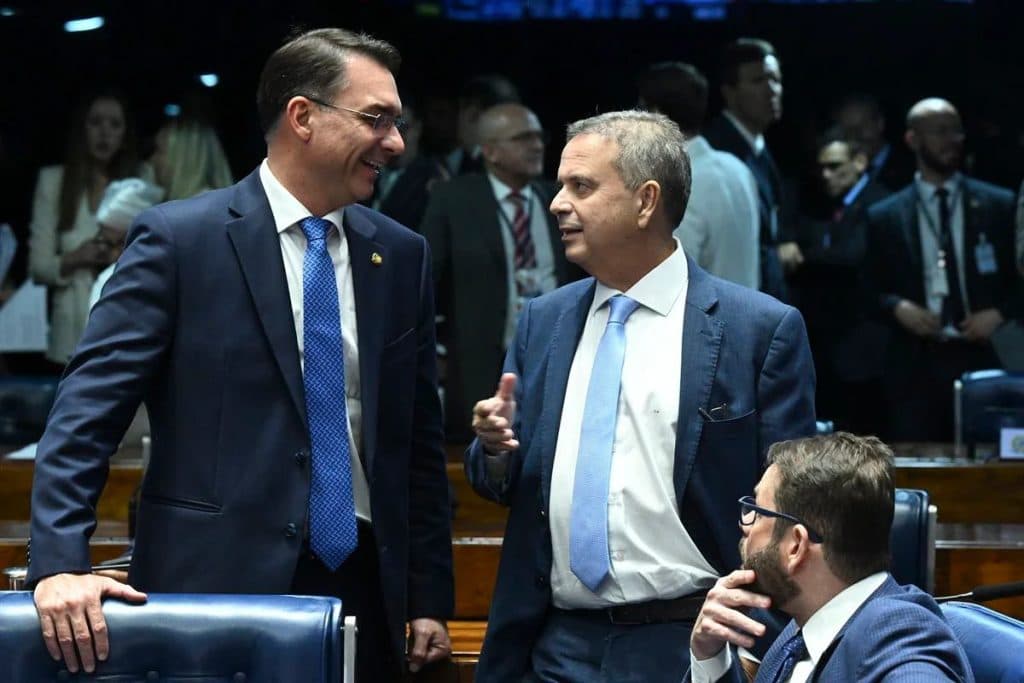 ELEIÇÕES 2026: Rogério Marinho orienta Flávio a focar em propostas e rebater Lula no debate da Globo