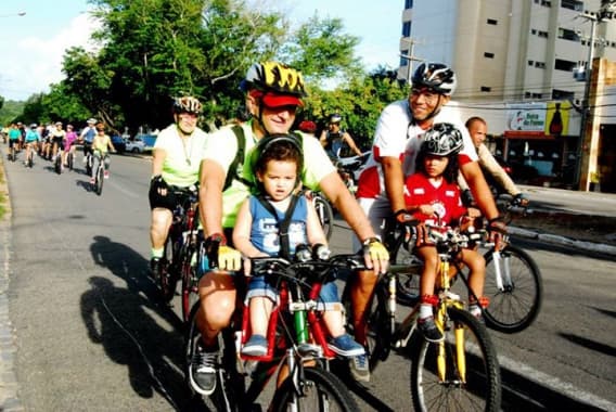 Passeio ciclístico reúne potiguares na Praia do Meio neste domingo