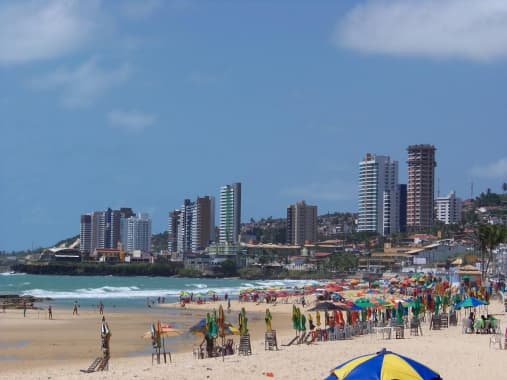 Projeto “Nossa Orla” traz “Copa de Rugby” para a Praia do Meio neste fim de semana