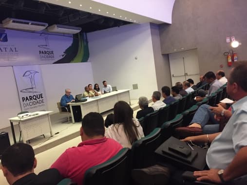 Nenhuma empresa aparece em primeira sessão de licitação do transporte público em Natal