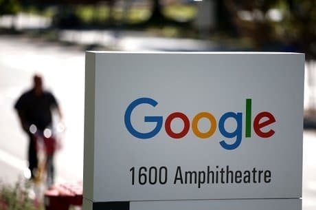 Google tira 200 sites do ar após veto de notícias falsas na internet