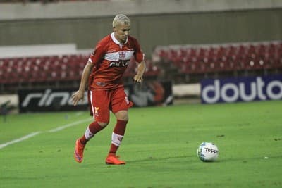 Volante do CRB alega problemas de ereção após cair no doping