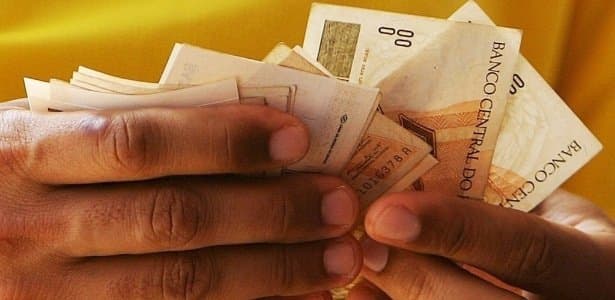 Governo do RN expõe frustração de receitas, adia definição de calendário de pagamento de servidores, e deverá seguir com faixas salariais