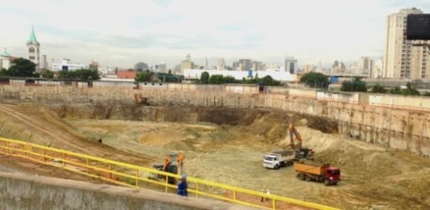 Novo megatemplo ilustra disputa de igrejas em SP para mostrar poder