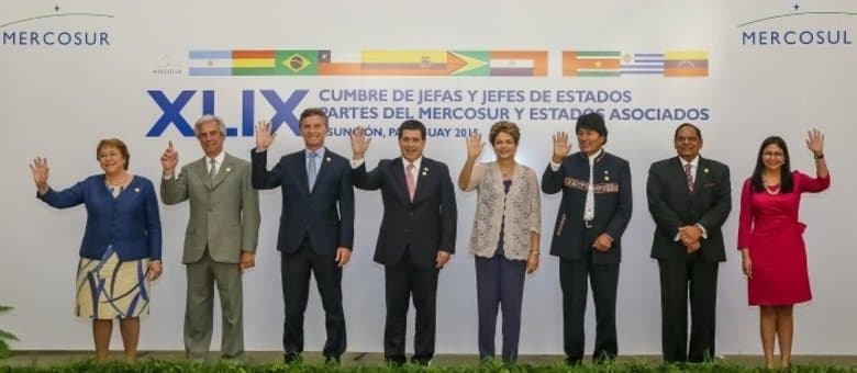 Corrupção, crise e populismo: esquerda latino-americana enfrenta desafios para se manter no poder