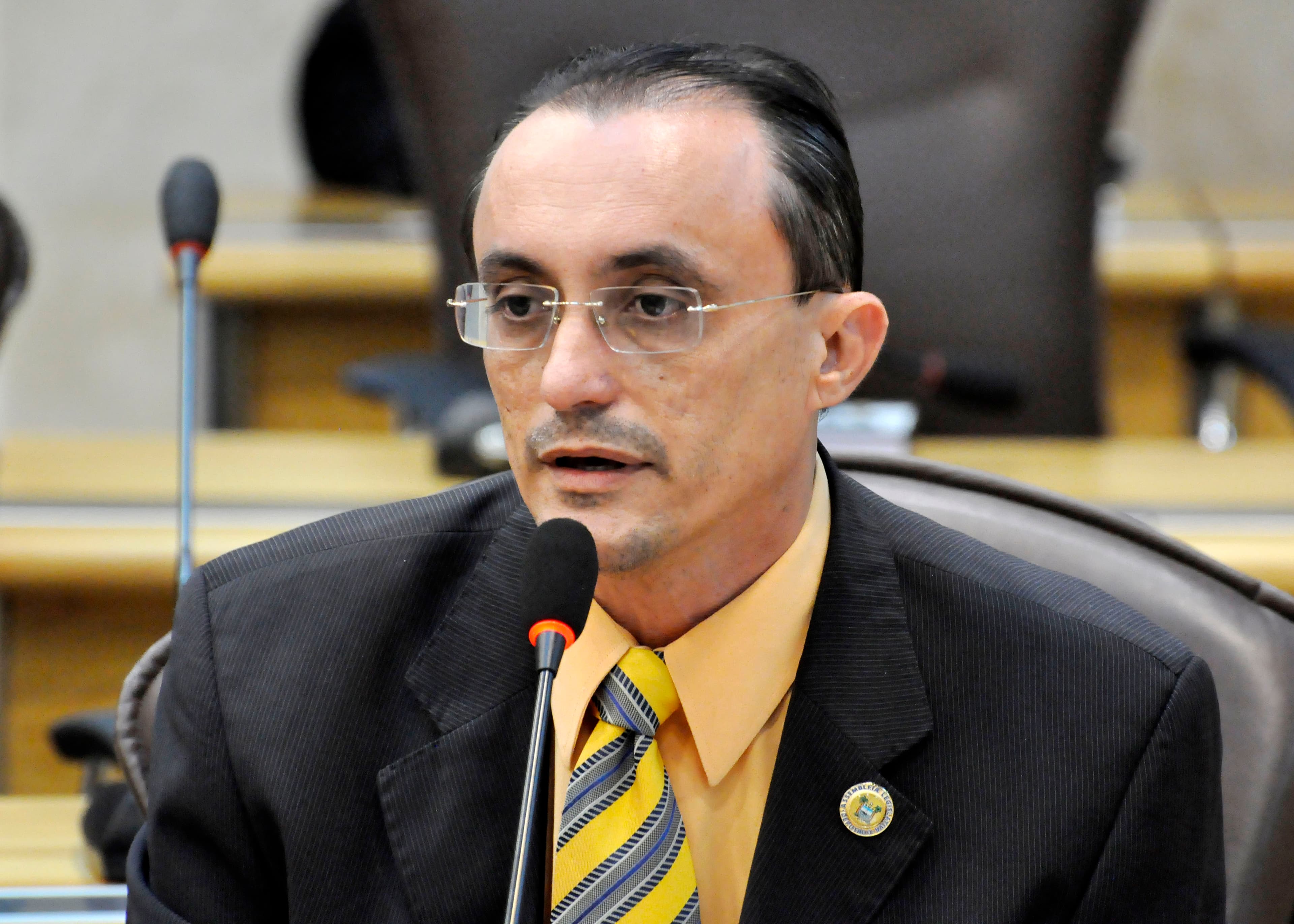 Deputado Souza Neto solicita providências para reabertura do aeroporto de Mossoró