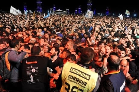 FOTO E VÍDEO: Argentina busca 30 desaparecidos após tragédia em show