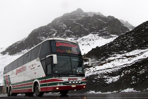 Empresa lança linha de ônibus entre o Rio de Janeiro e a capital do Peru