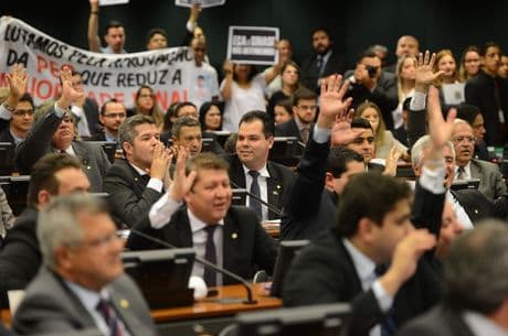 Câmara dá novo passo para reduzir maioridade penal