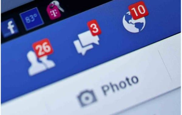 Mulher pode ser presa por marcar parente em post no Facebook