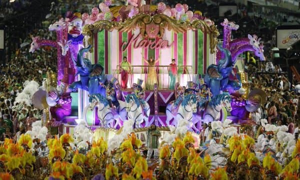 Mangueira conquista o carnaval 2016 no Rio de Janeiro