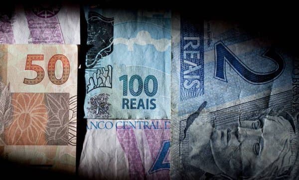 União estuda reduzir dívidas dos estados, em até 80%, por um ano; moratória por 12 meses deve ser negada