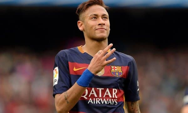 Neymar já é o quarto jogador mais bem pago do mundo; veja lista da Forbes