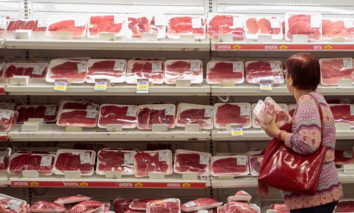 MAIS UM BOM SINAL: Vendas de supermercados sobem e preço da cesta básica cai em agosto