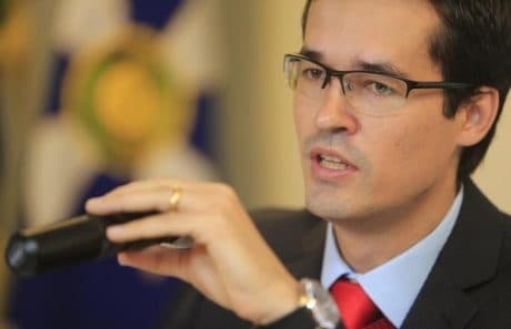 Sentença de Lula na Lava Jato sai até o meio do ano, prevê procurador e coordenador da Força-Tarefa, Deltan Dallagnol