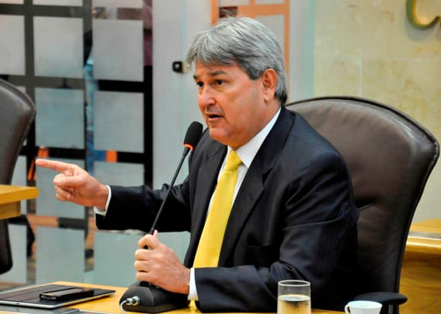 Deputado quer que Banco do Brasil reestabeleça o serviço de caixas eletrônicos explodidos no interior do RN