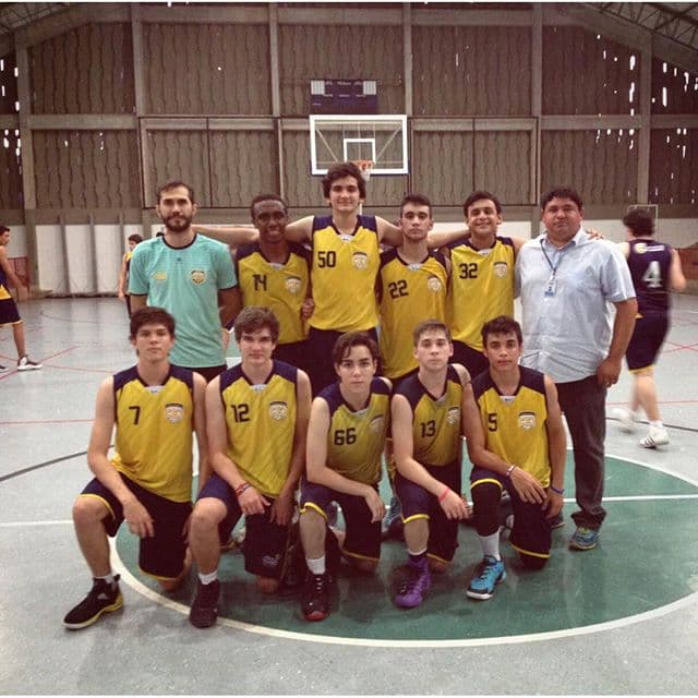 FOTOS: Equipe de basquete do CEI Mirassol é campeã dos JUVERNS