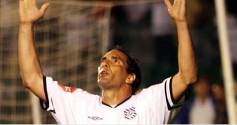 BRASILEIRÃO: Talento de Edmundo impediu que jogo ‘comprado' tivesse resultado manipulado