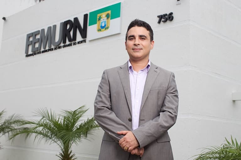 Prefeito de Mossoró encerra mandato na FEMURN