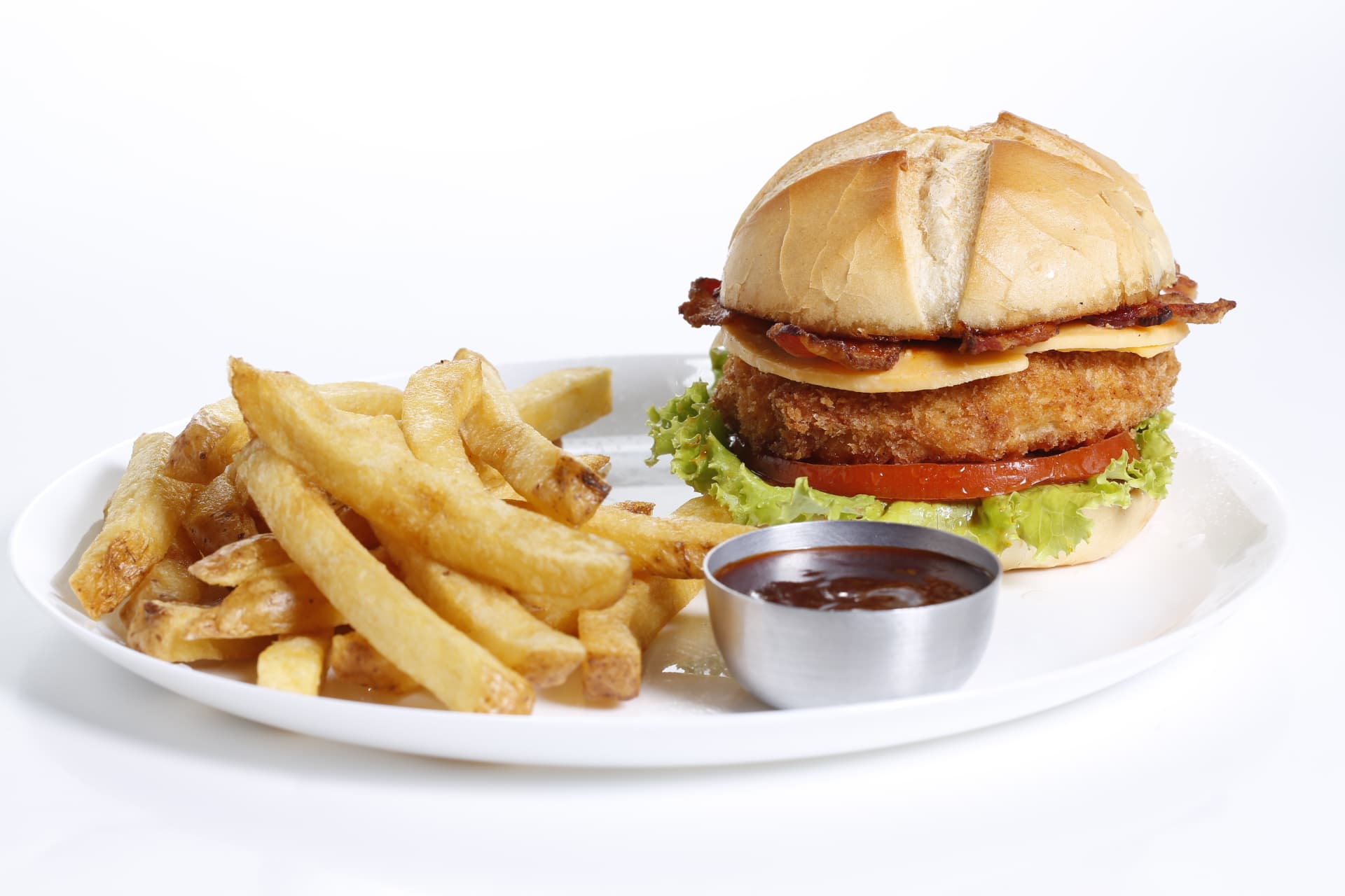 Dia do Hambúrguer é celebrado na Freddy’s Burger & Steak House neste sábado