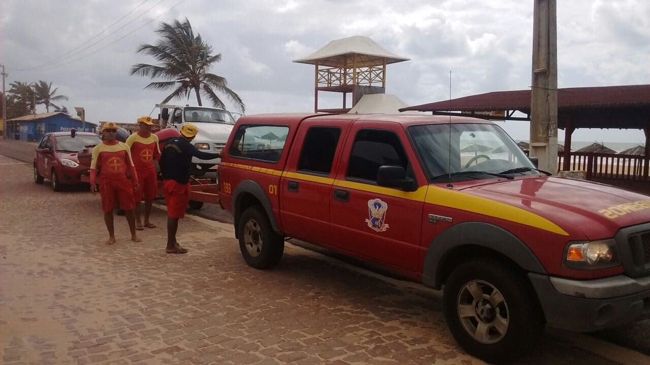 Bombeiros e Potiguar 01 realizam buscas para localizar homens desaparecidos no litoral Sul