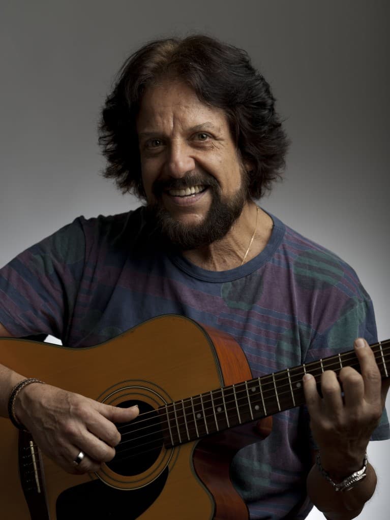 Tunai e Quarteto Linha no Projeto Seis e Meia