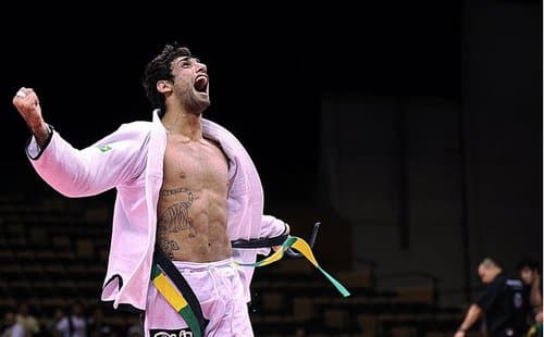 Campeão mundial de Jiu-jitsu ministra seminário neste sábado em Natal