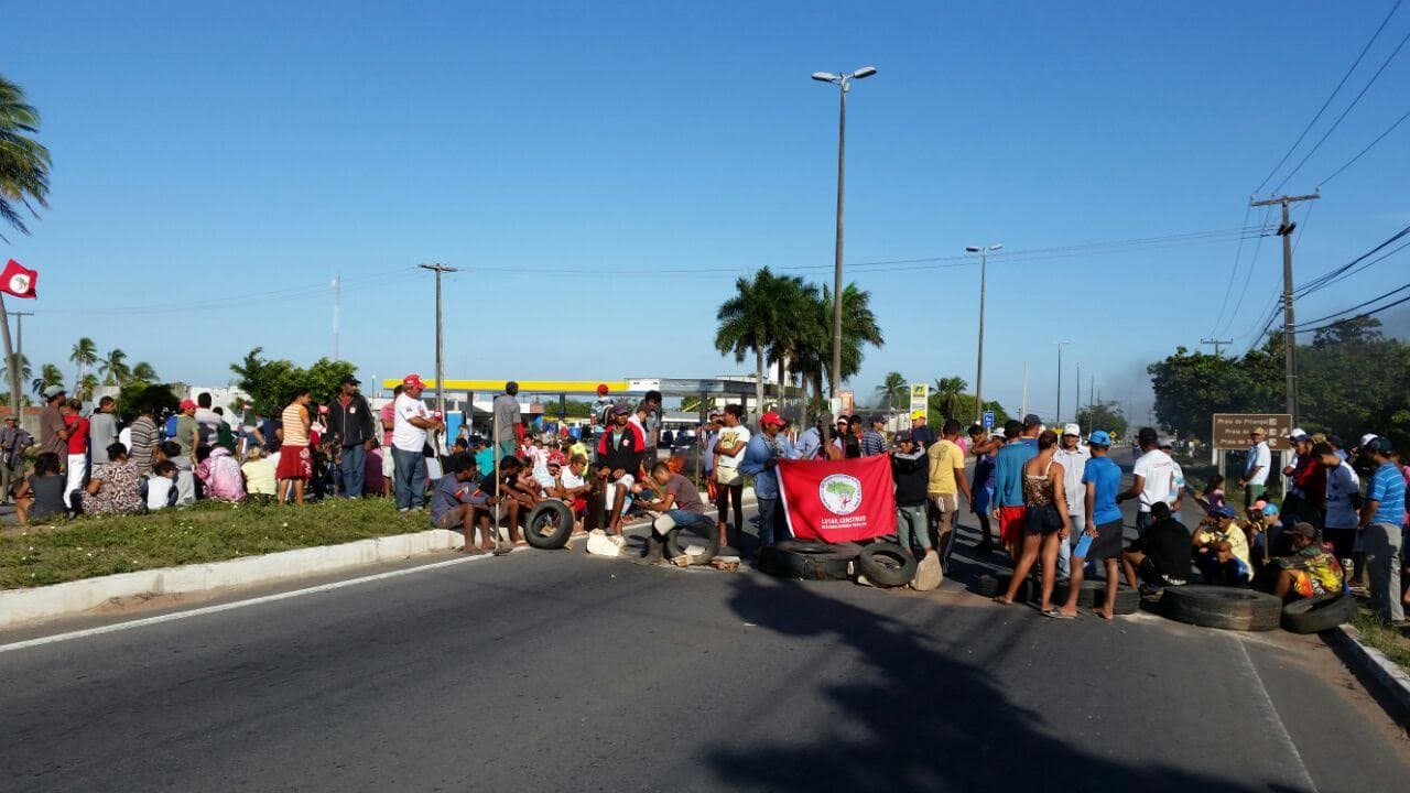 101 NORTE: MST mais uma vez desrespeita todos e interdita um BR no RN
