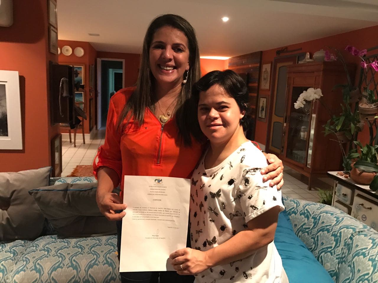 Primeira professora com Down do Brasil será homenageada na Câmara Municipal de Natal