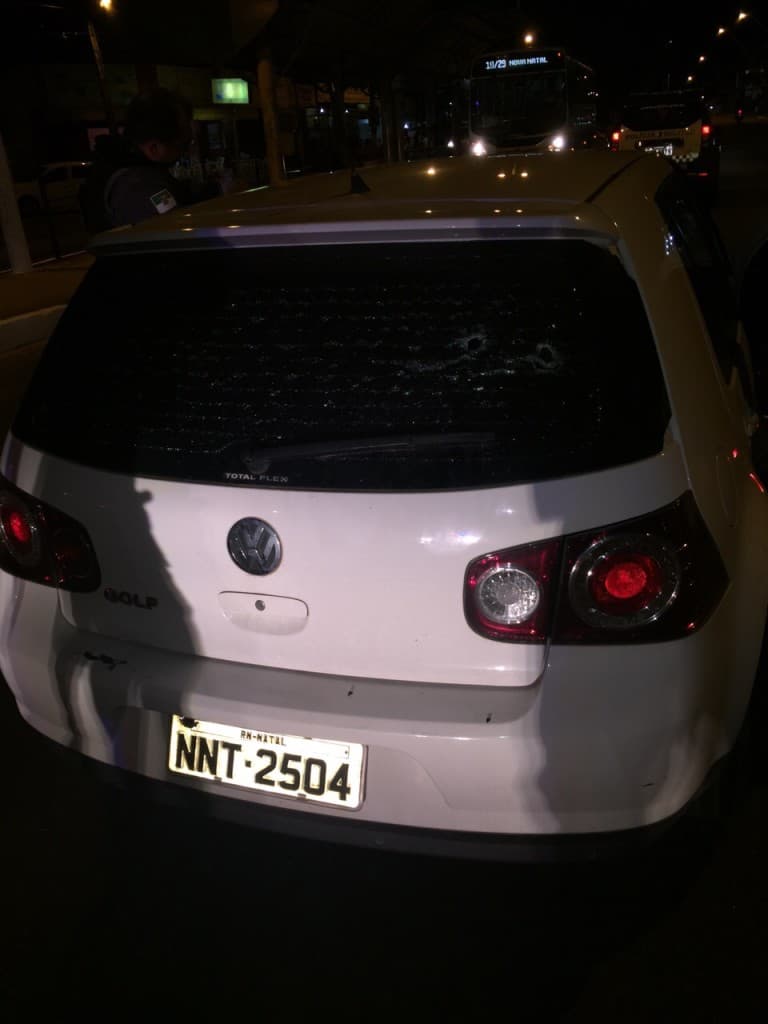 FOTO: Polícia Militar recupera carro roubado em Cidade Satélite