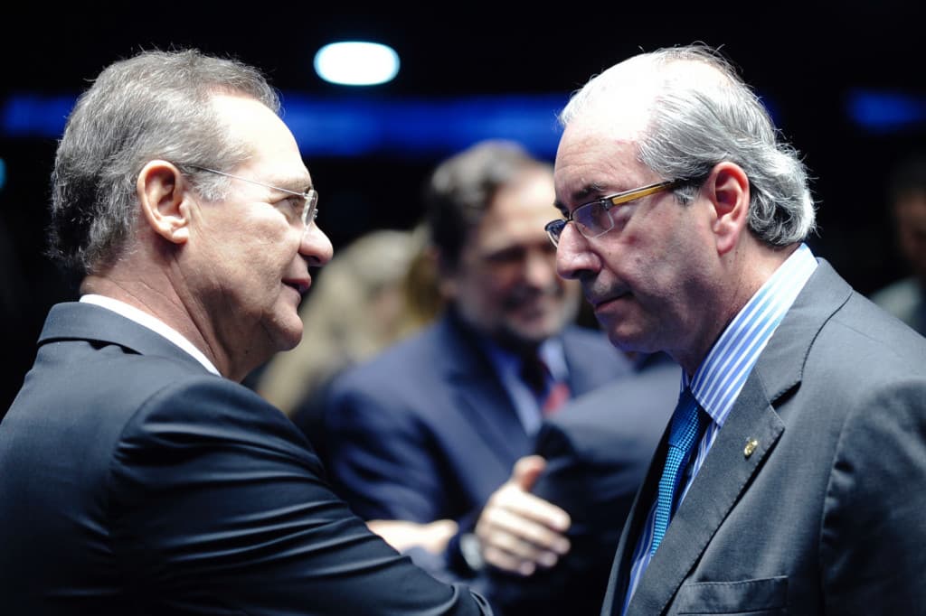 PLANALTO DE "OLHOS ARREGALADOS": Renan e Cunha passam a atuar juntos