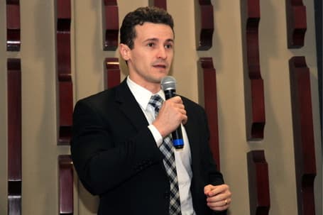 MUDANÇA DE "BASTÃO": Vivemos uma verdadeira herança à propina, diz procurador da Lava Jato