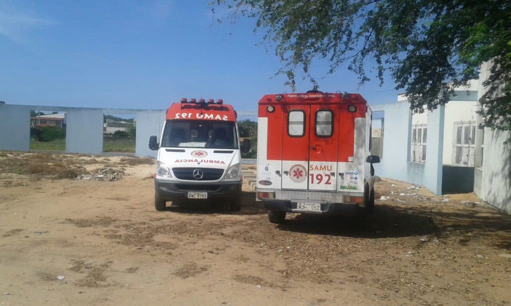 FOTOS: Ambulâncias do Samu Natal funcionam em péssimas condições