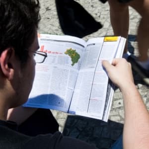 MEC revê base curricular e muda ensino médio