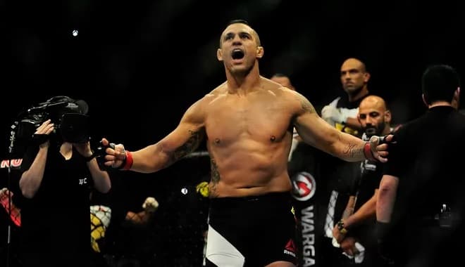 "Atropelo" em Hendo torna Belfort o maior nocauteador da história do UFC