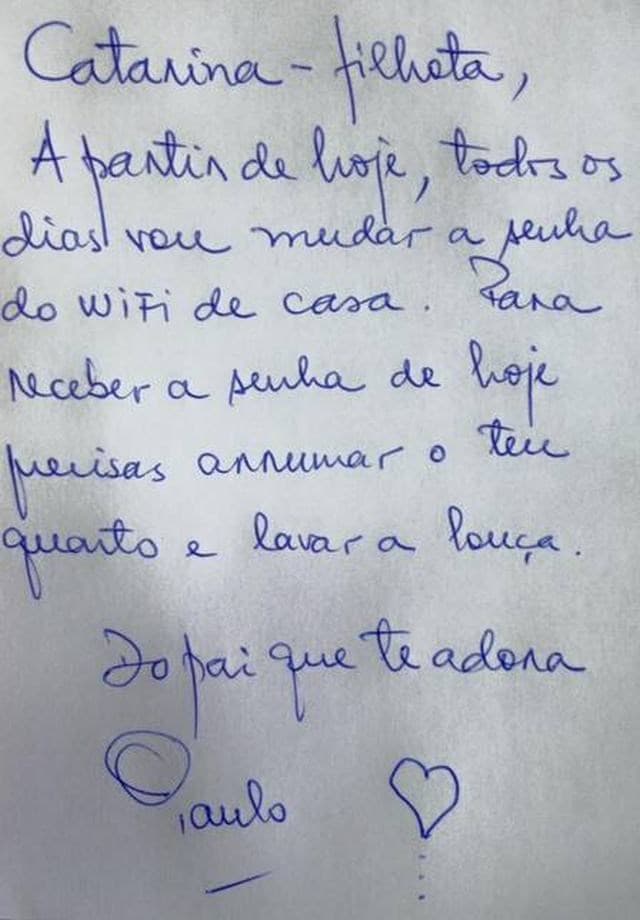 GENIAL - "LEI DA RECOMPENSA" - : Pai troca senha do WiFi todos os dias para filha ajudar em casa e o fato torna-se viral