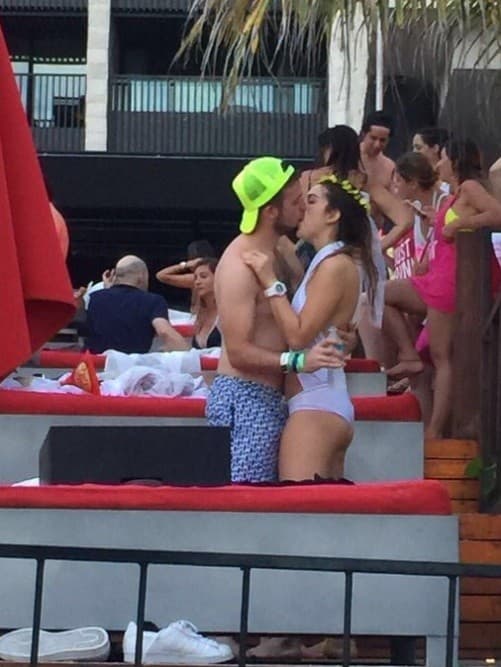 FOTOS E MEMES: Mexicana flagrada com outro em despedida de solteira é perdoada e vai se casar