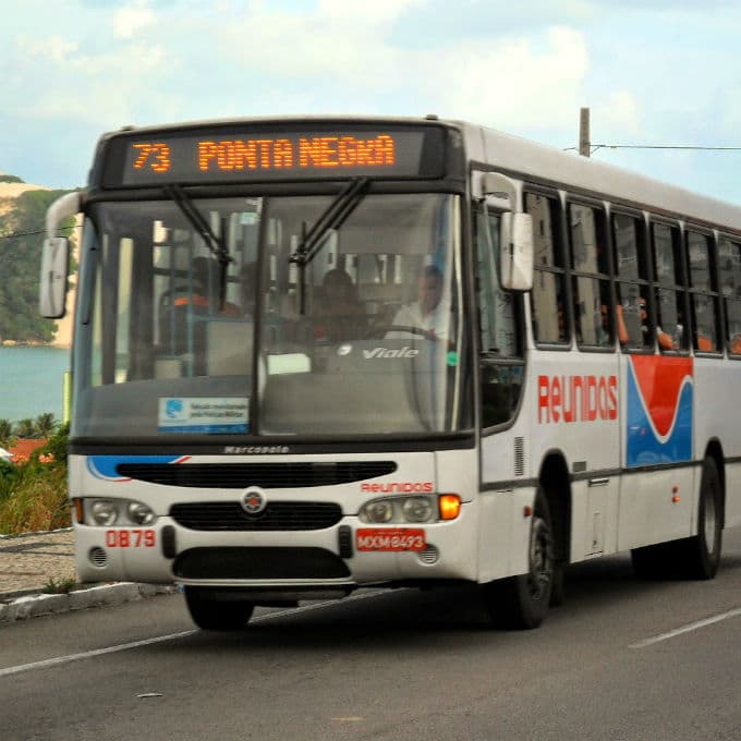 Meio-Dia Cidade desta terça entrevista Nilson Queiroga, consultor técnico do Seturn; na pauta, a onda de crimes contra transportes coletivos