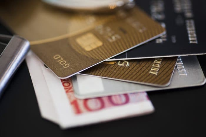 Suas compras internacionais no cartão de crédito vão ficar mais previsíveis; entenda