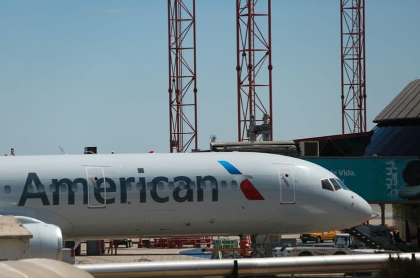 Avião que ia a NY faz pouso de emergência em Brasília após briga de casal a bordo