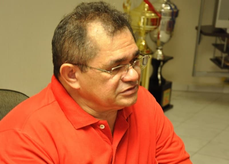 Crispiniano faz mea culpa e assume que passou do tom